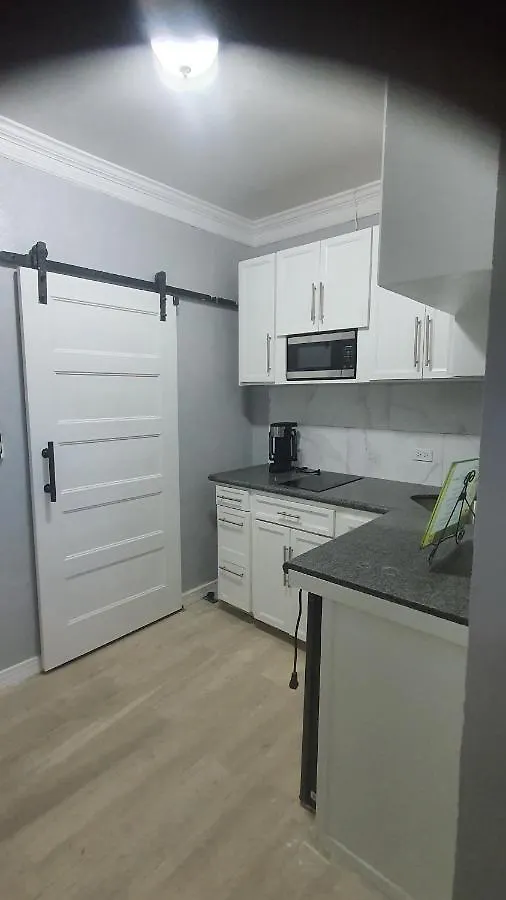 Kozy Bahamas Getaway Apartment Nassau